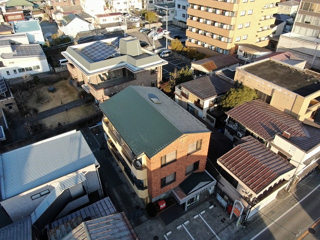 甲府市　屋根カバー工事